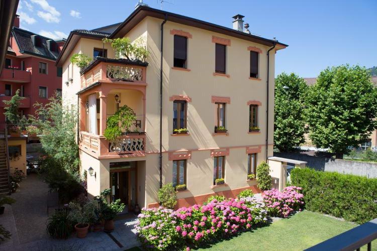 B&B Panemiele Sondrio Exterior photo
